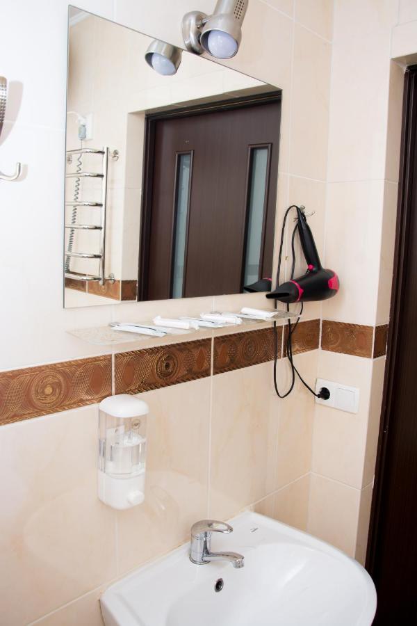 Faraon Hotel Ivano-Frankivsk Eksteriør bilde