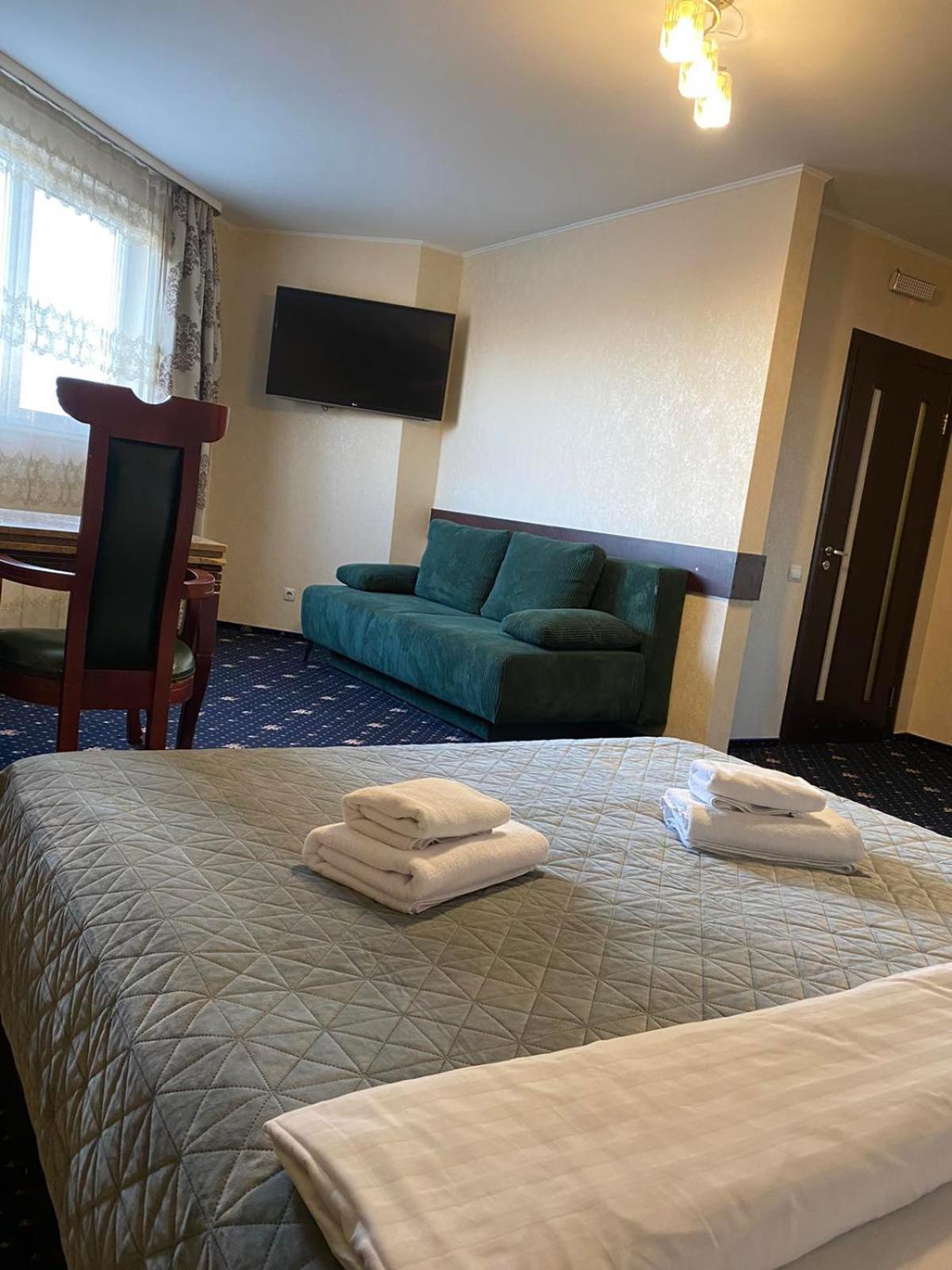 Faraon Hotel Ivano-Frankivsk Eksteriør bilde