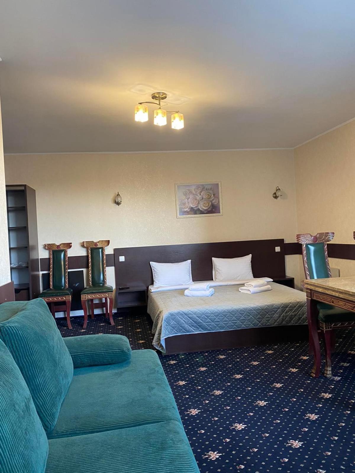 Faraon Hotel Ivano-Frankivsk Eksteriør bilde